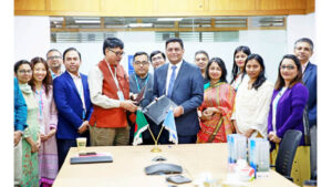 Read more about the article Navigating the Online Job Market in Bangladesh: Opportunities and Challenges